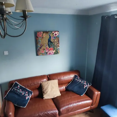 بيت للعطل 4 Bed Modern Spacious House South