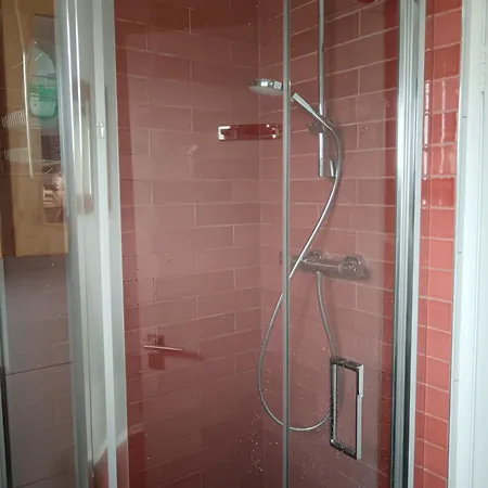 بيت للعطل 4 Bed Modern Spacious House South *