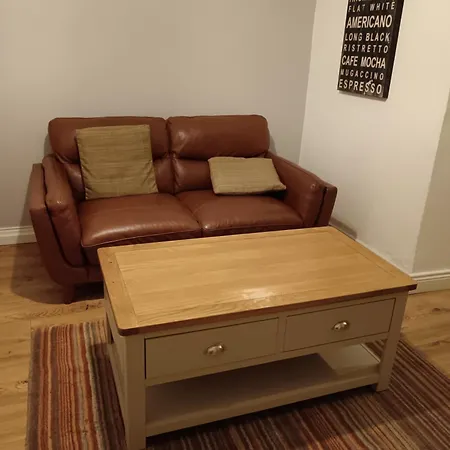 4 Bed Modern Spacious In South Dublin